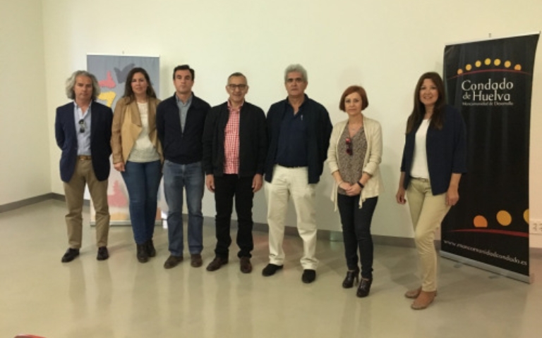 La Mancomunidad de Desarrollo Condado de Huelva y ADERCON se reúne con empresarios del Club de Producto ‘Ruta del Vino Condado de Huelva’
