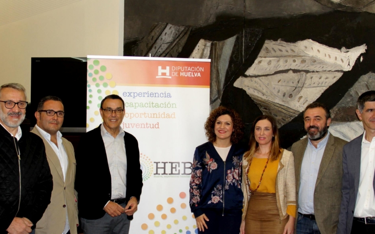 ADERCON suscribe con la Diputación de Huelva el convenio para la puesta en marcha de las becas HEBE