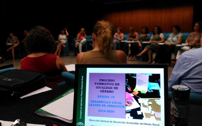 ADERCON participa en una nueva jornada del proceso formativo en Igualdad de Género 2014-2020